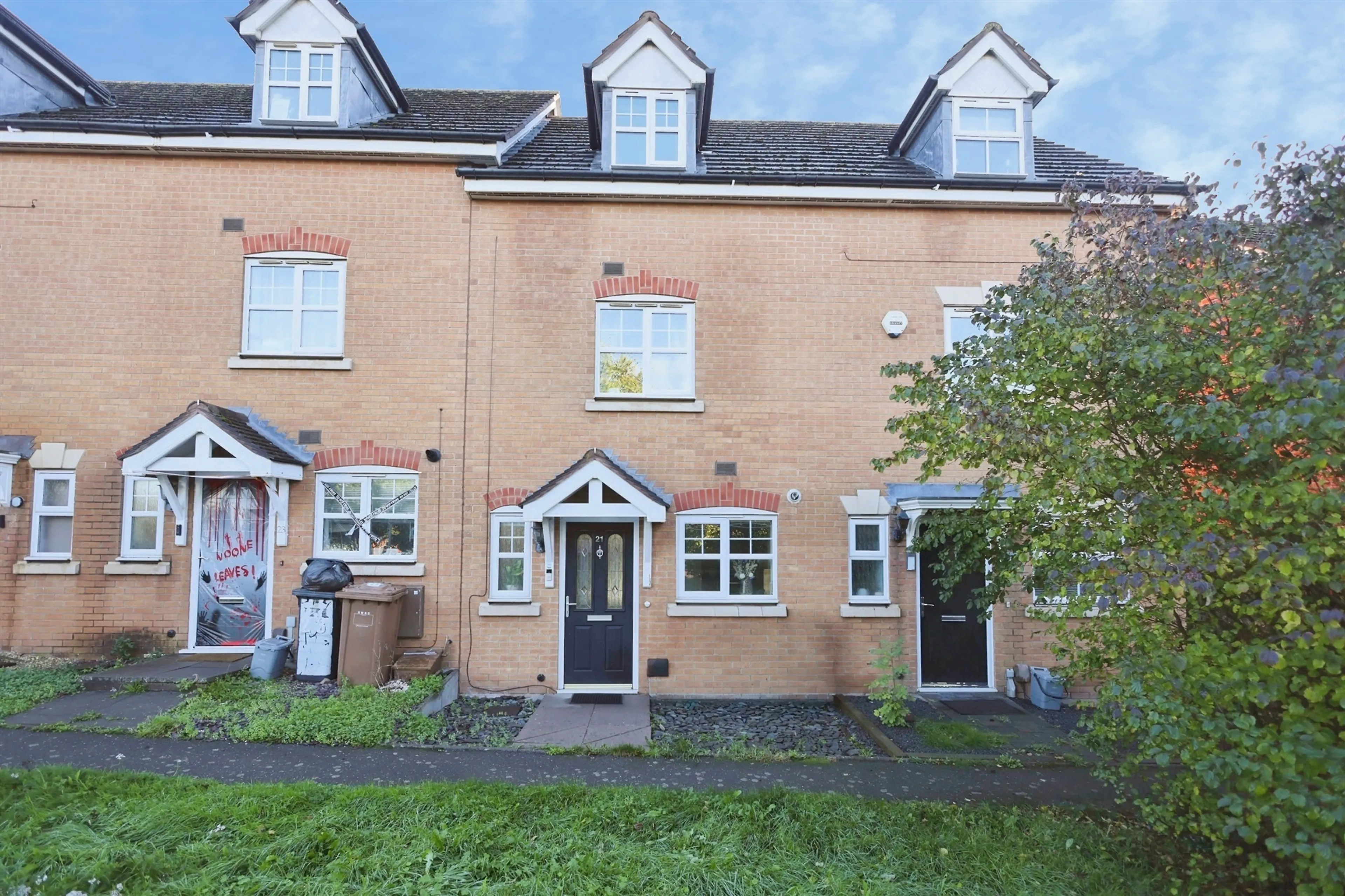 Property photo 0