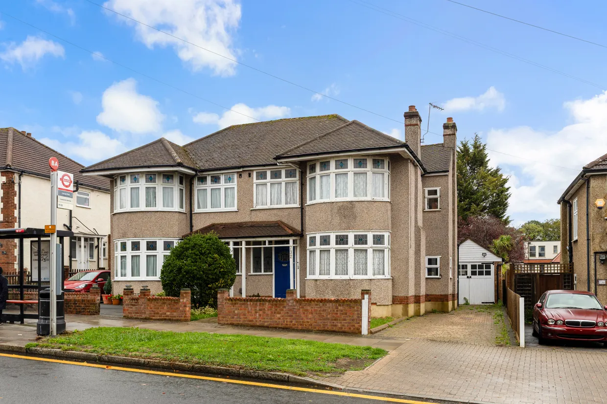 Kenton Lane, Harrow, HA3 photo 3