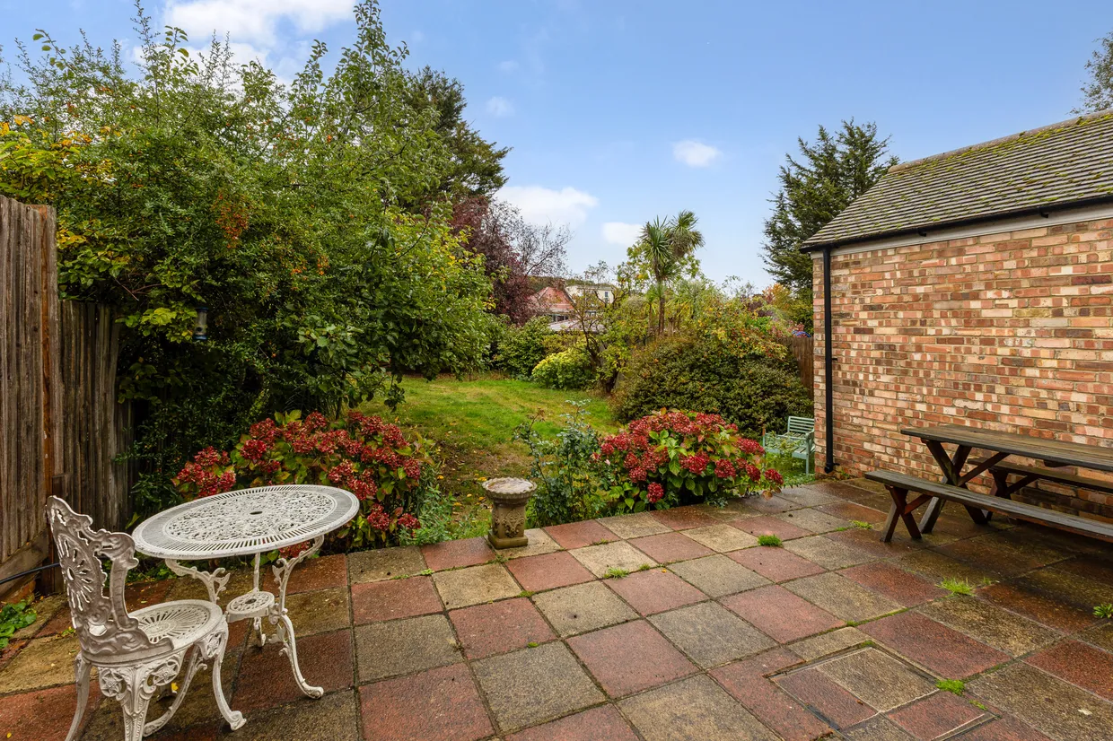 Kenton Lane, Harrow, HA3 photo 9