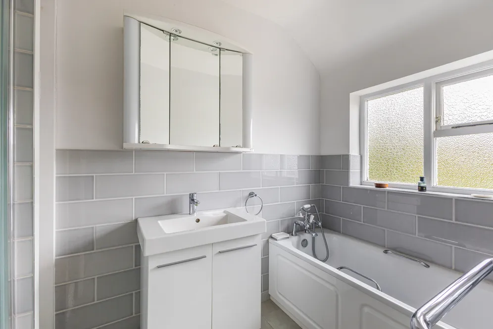 Kenton Lane, Harrow, HA3 photo 14