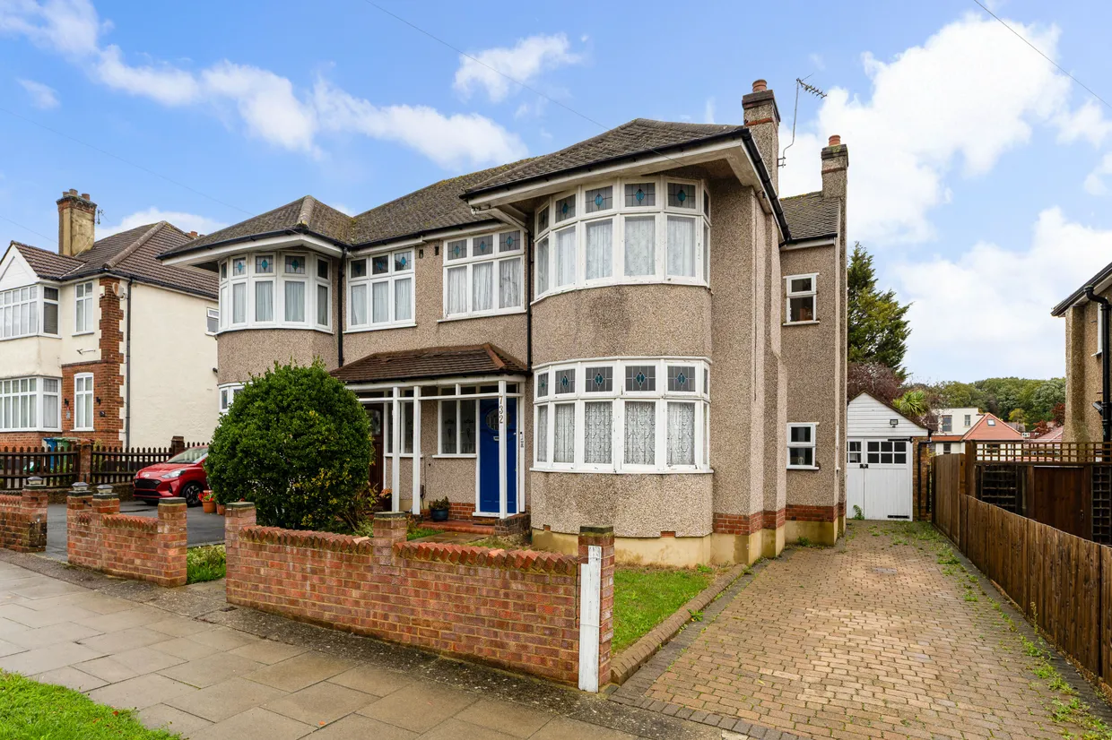 Kenton Lane, Harrow, HA3 photo 21