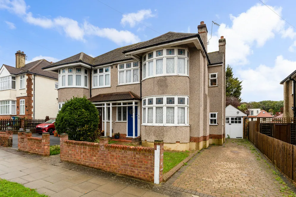 Kenton Lane, Harrow, HA3 photo 21
