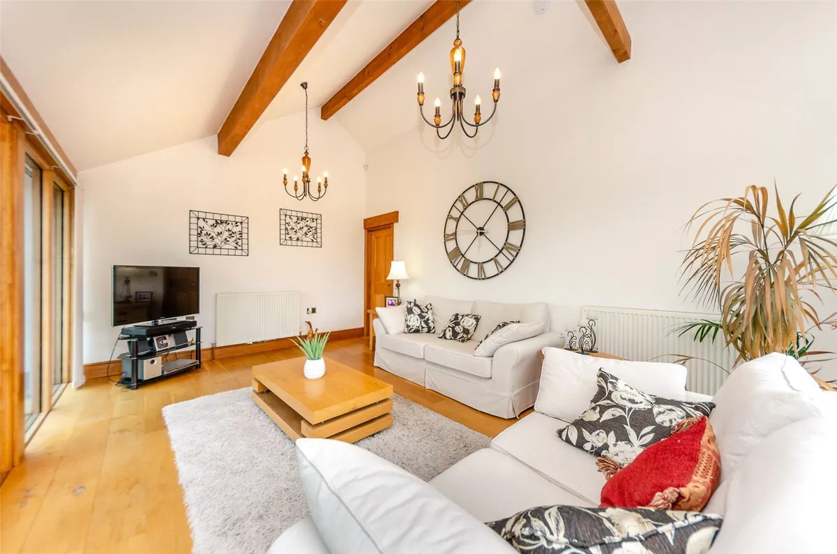 Clwt-y-Bont, Caernarfon, Gwynedd, LL55