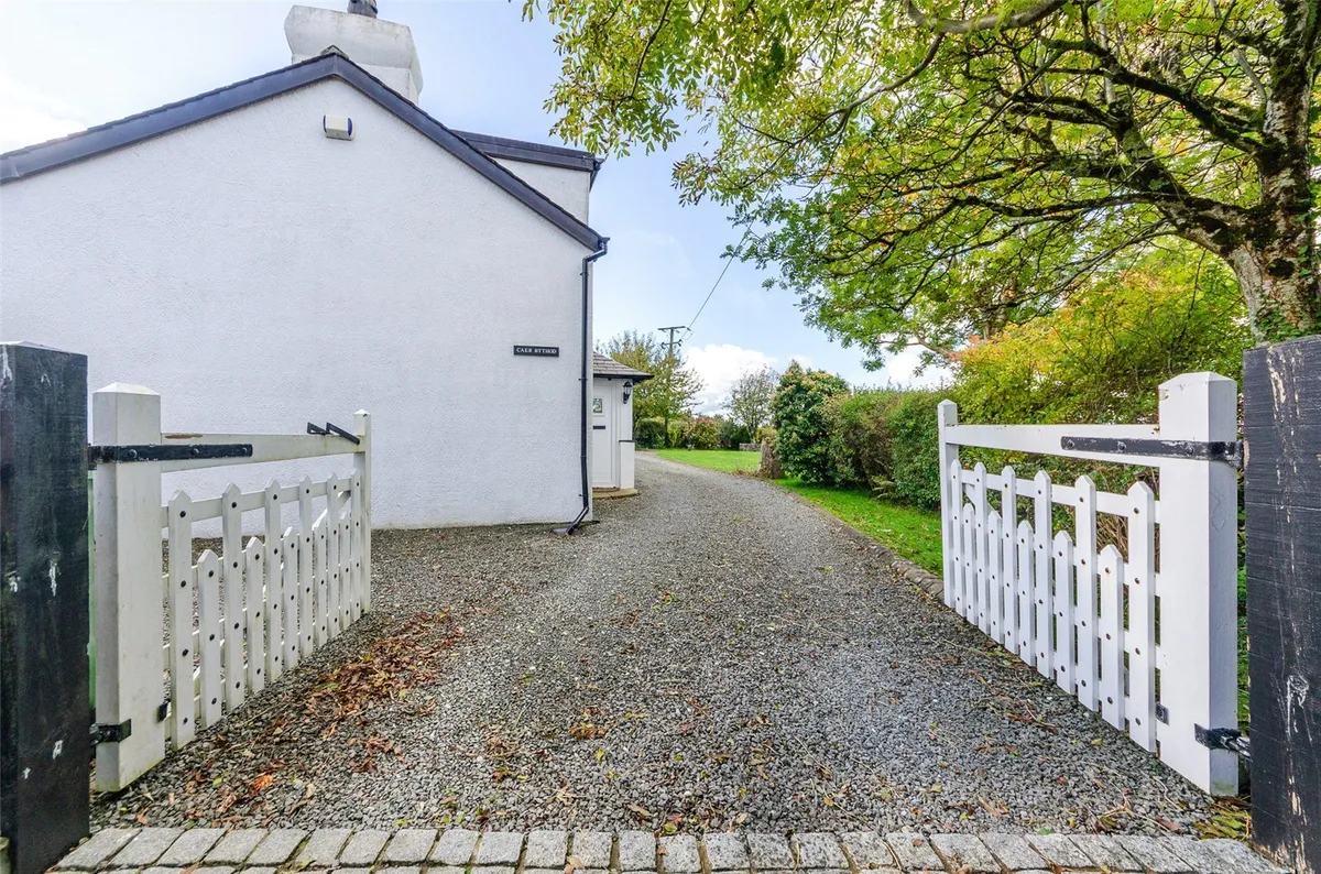 Clwt-y-Bont, Caernarfon, Gwynedd, LL55