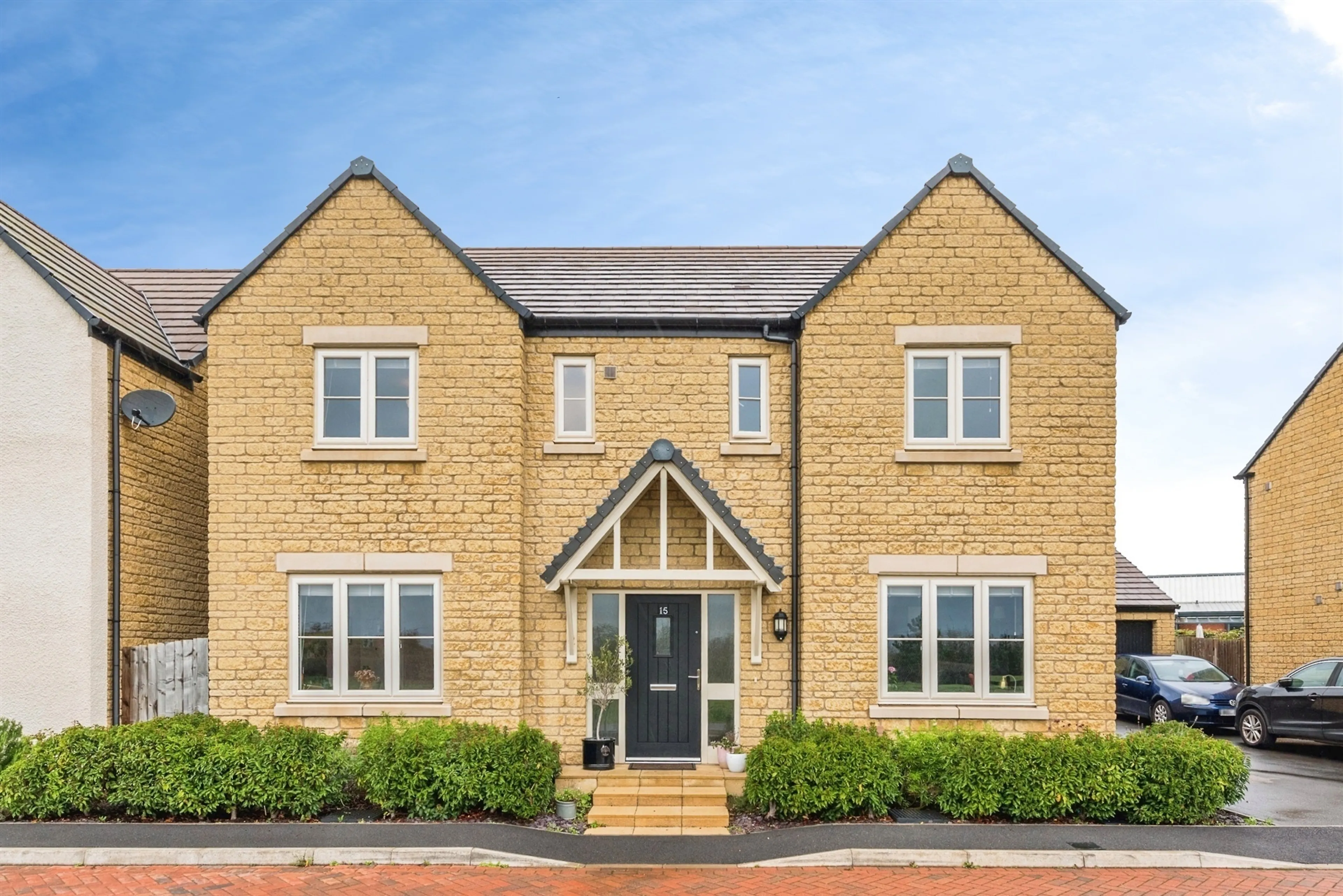 Property photo 0