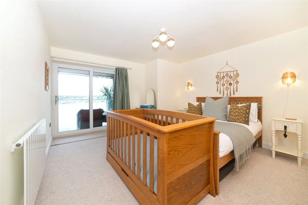 Caernarfon Road, Y Felinheli, Gwynedd, LL56