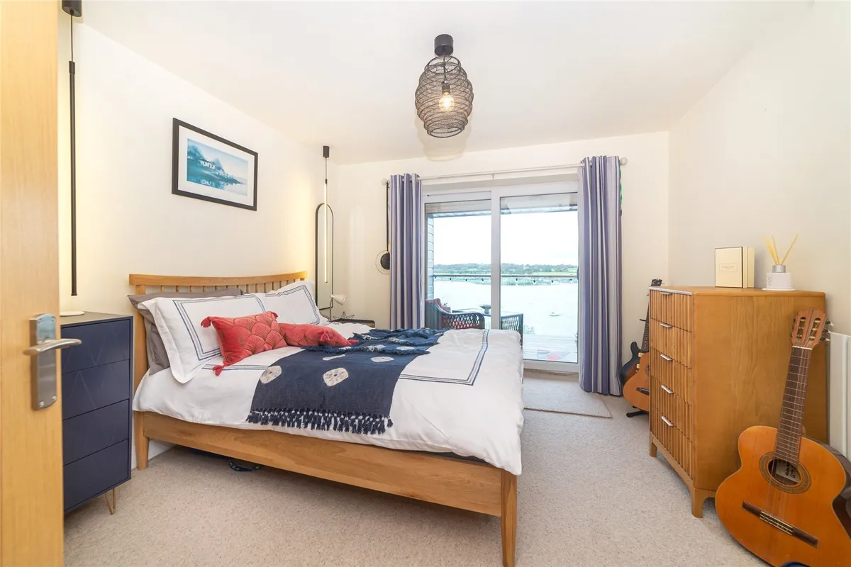 Caernarfon Road, Y Felinheli, Gwynedd, LL56