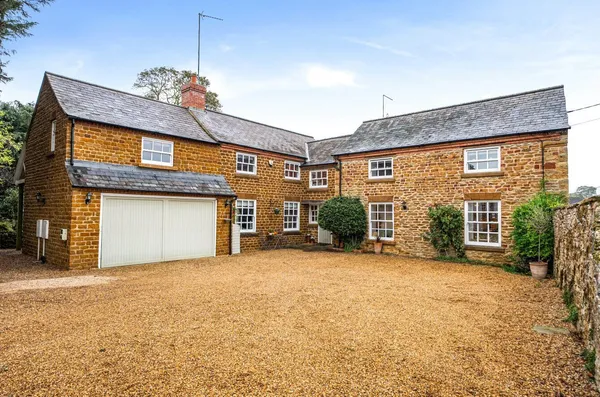 High Street, Milton Malsor, NN7 photo 21