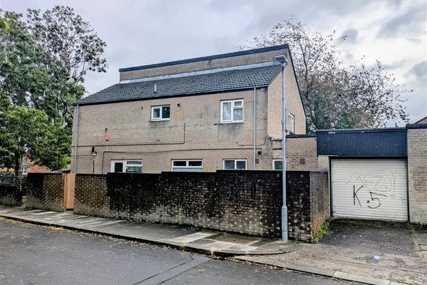 3 bedroom property for sale in Bromley Drive, CARDIFF - Guide price £90,000