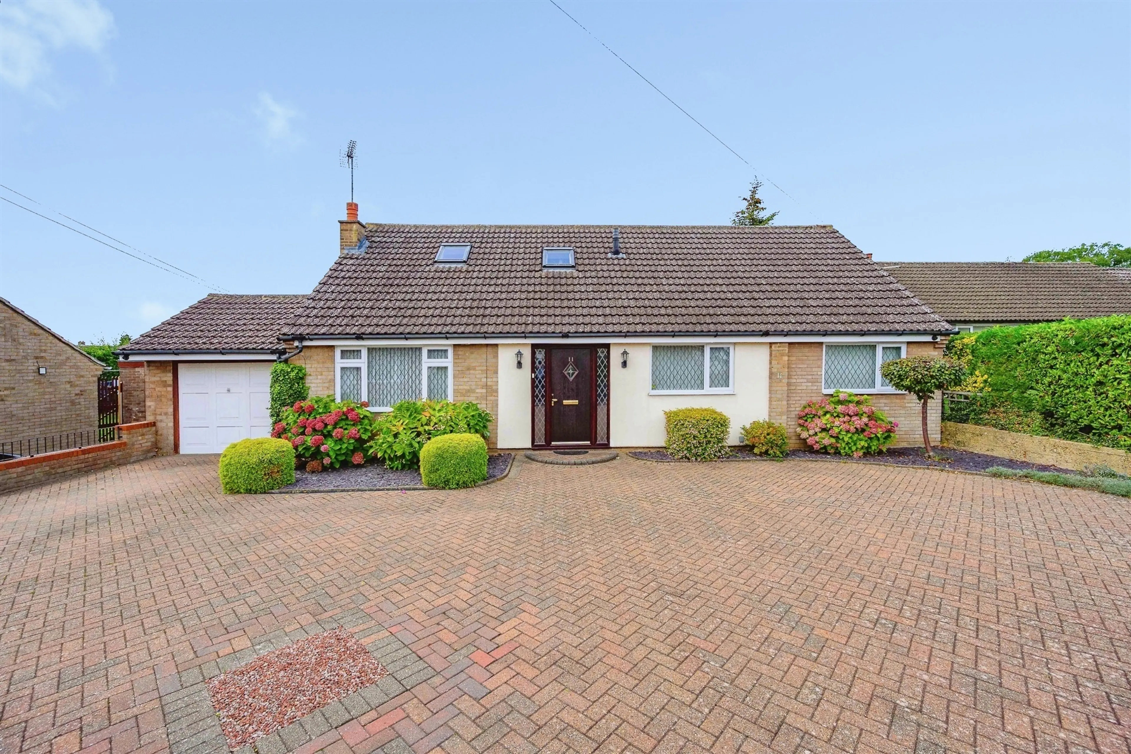 Property photo 0