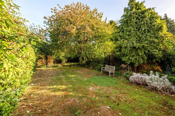Middle Street, Elton, PE8 photo 18