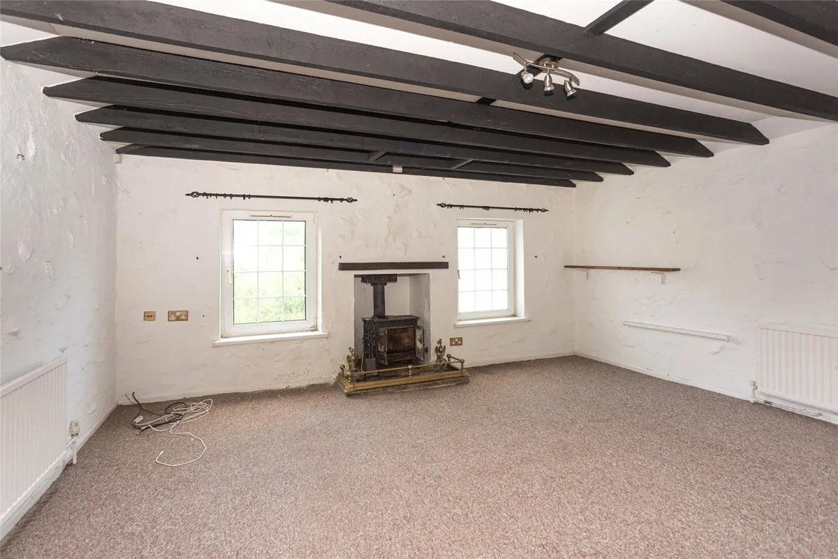 Mynydd Bodafon, Llannerch-y-Medd, Isle of Anglesey, LL71