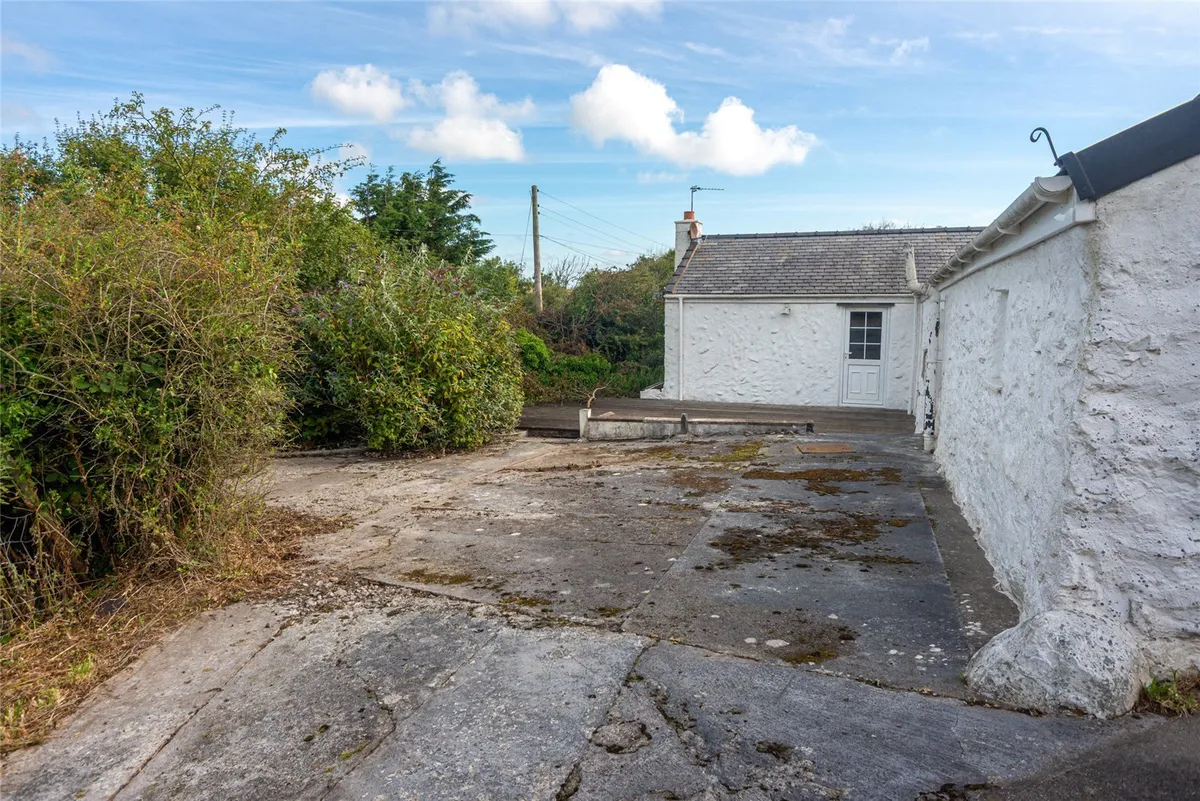 Mynydd Bodafon, Llannerch-y-Medd, Isle of Anglesey, LL71