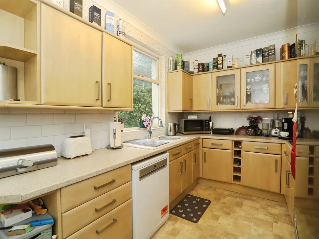 Property photo 35