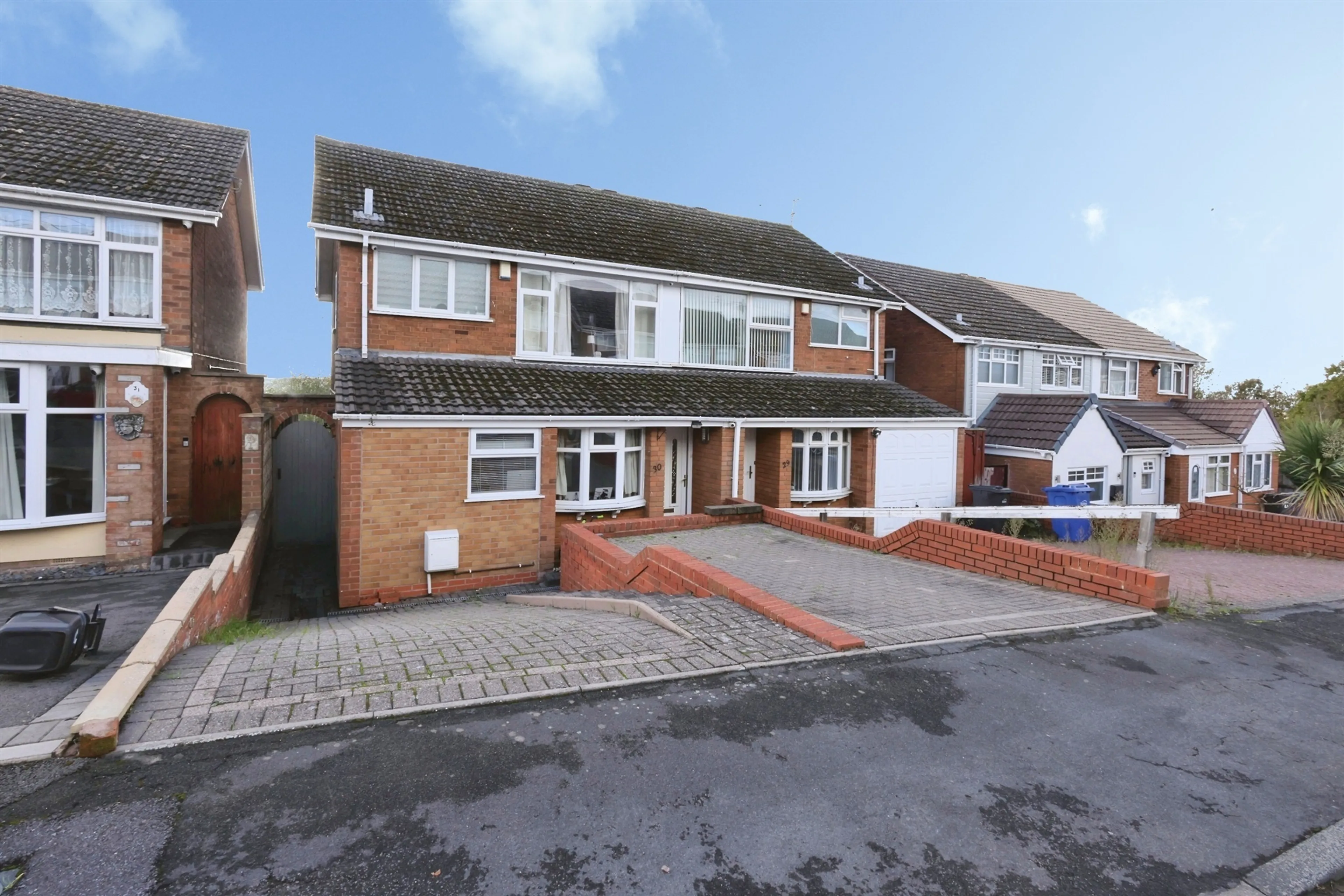 Property photo 0