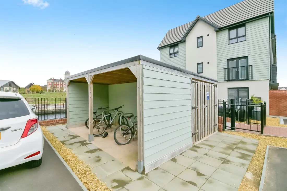 Property photo 8