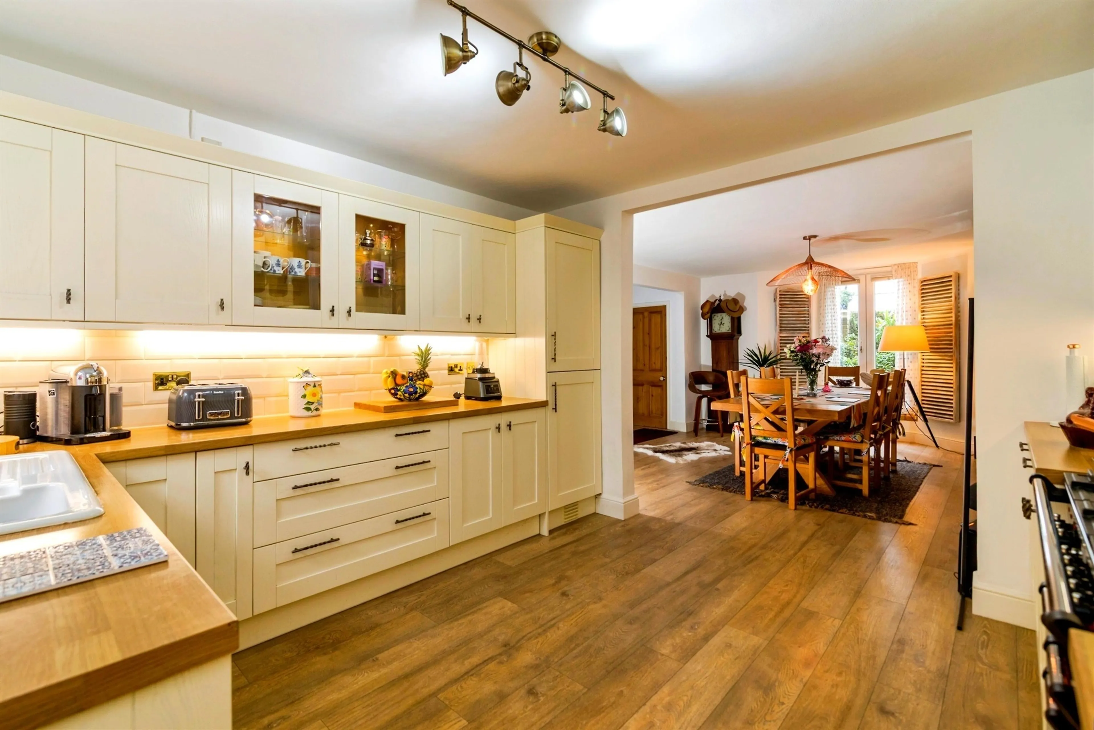 Property at Marine Parade, LOWESTOFT