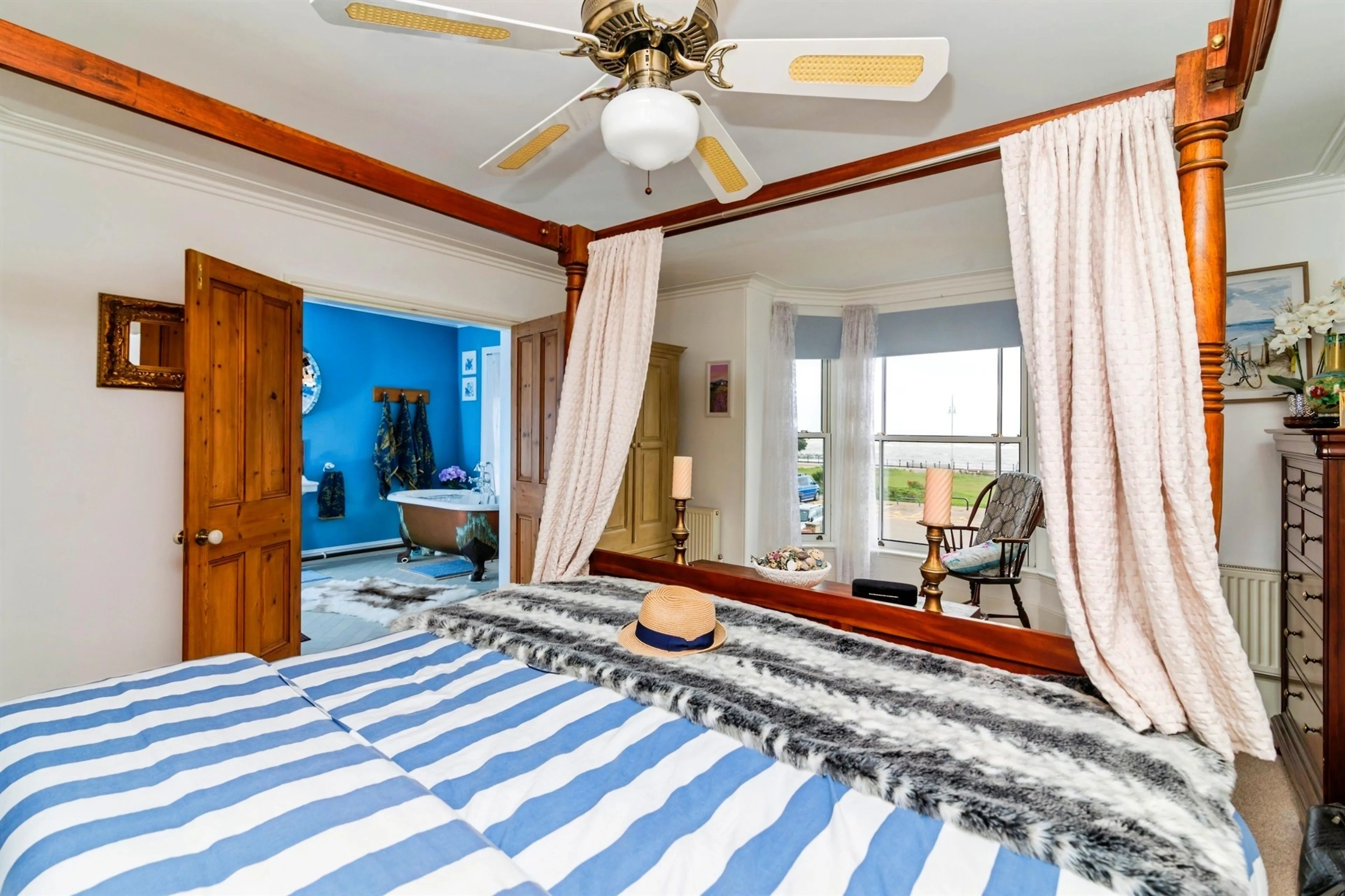 Property at Marine Parade, LOWESTOFT