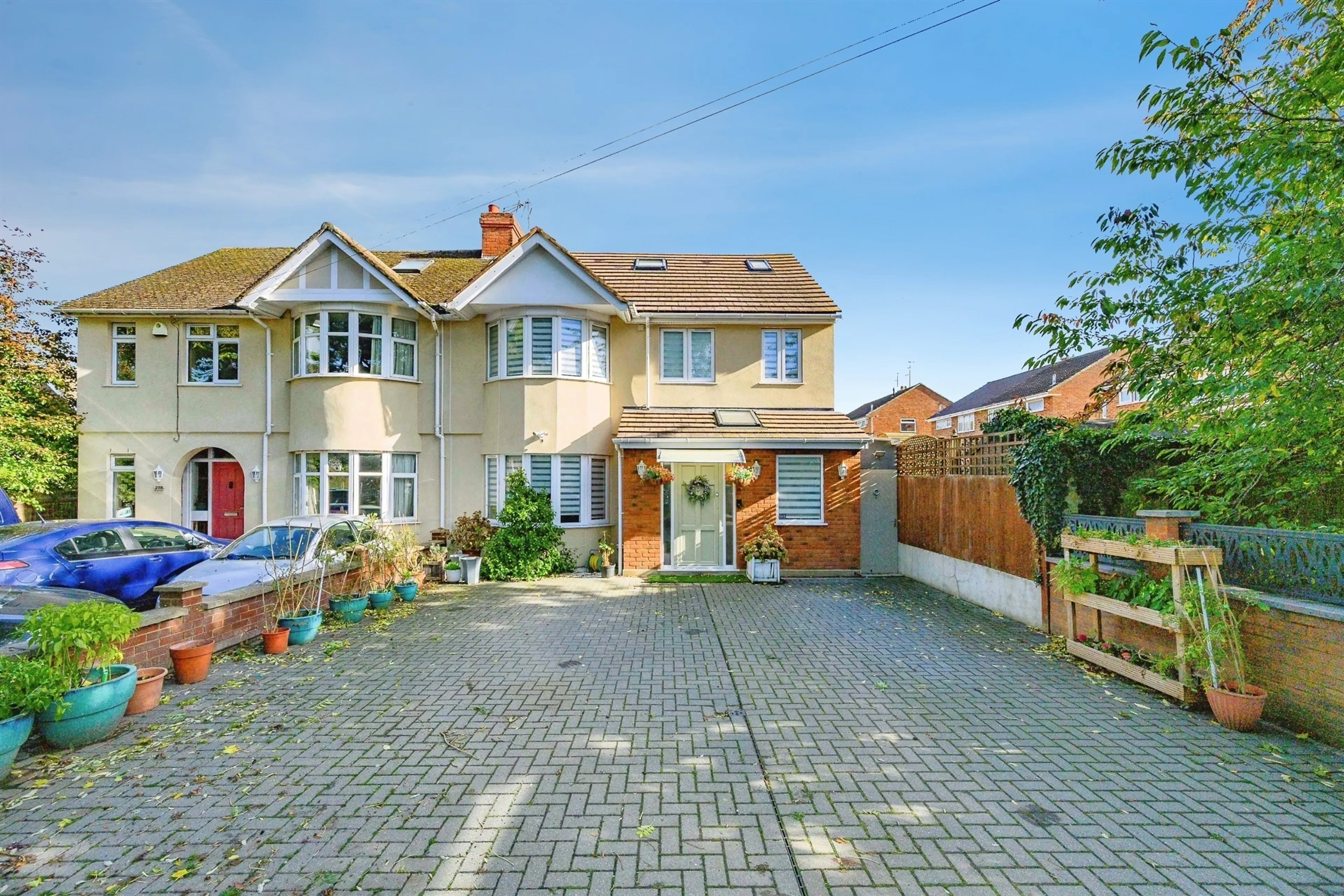 Property photo 0