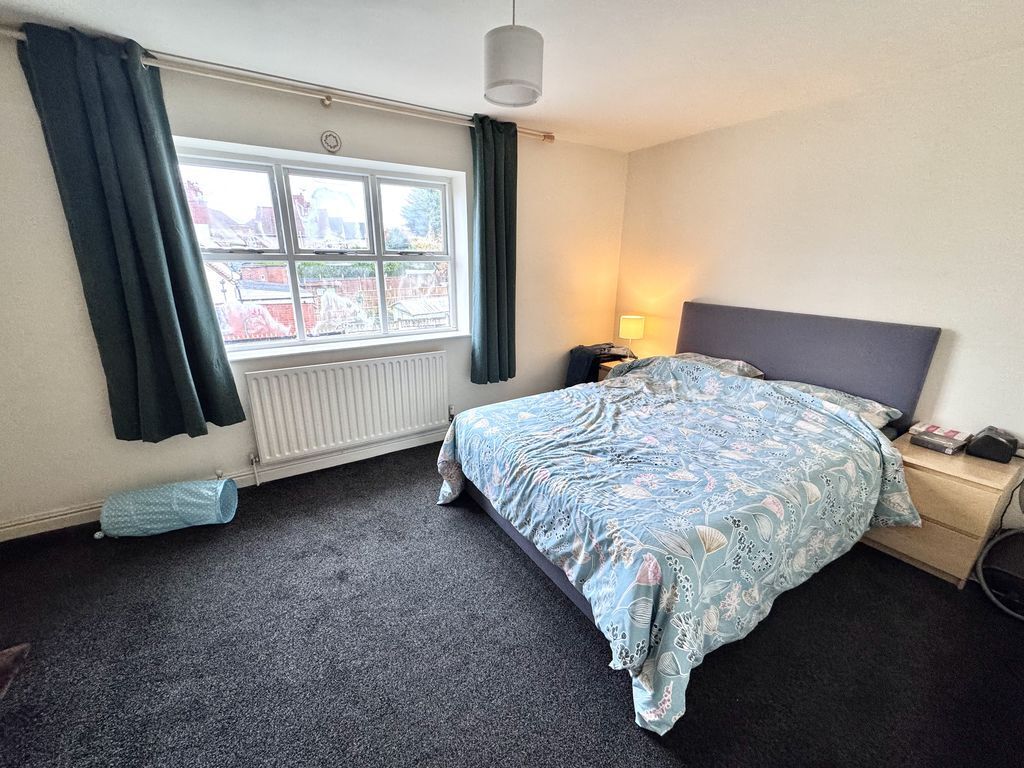 Ratcliffe Court, Nuneaton Image 6