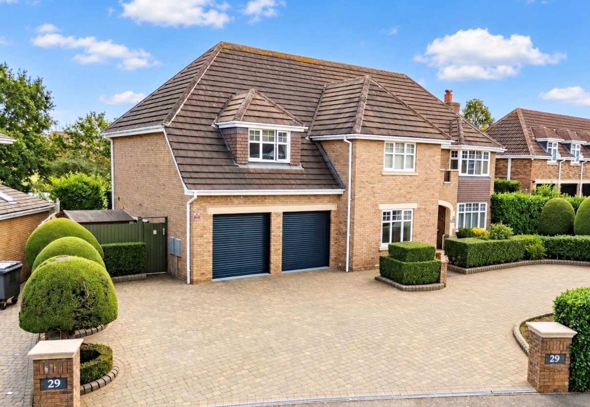 Turnberry Lane, Collingtree Park, Northampton Image 2
