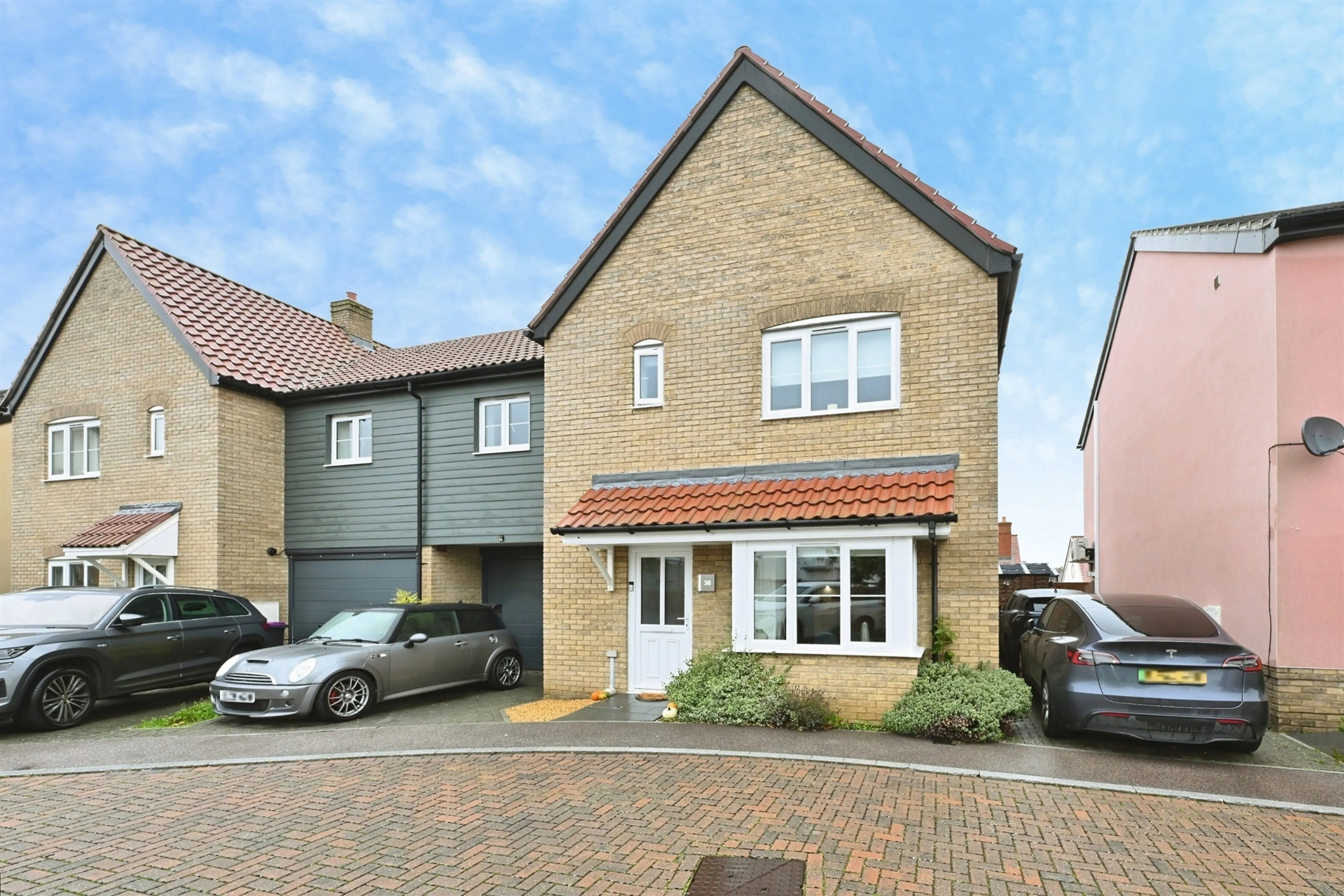 Property at Hummerston Close, BUNTINGFORD