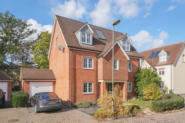 Williamson Road, Horley, Surrey, RH6