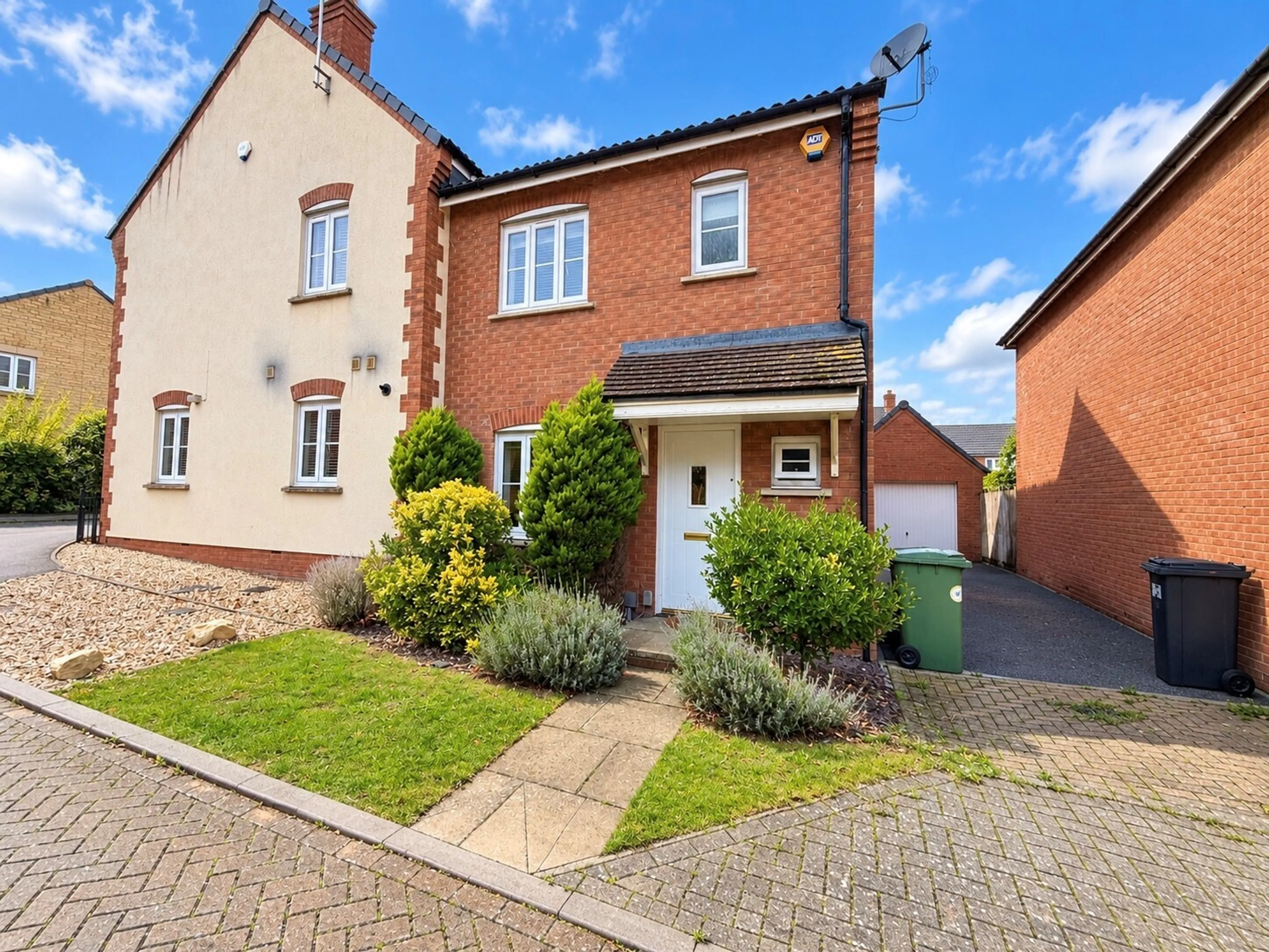 Property at Rookery Court, DIDCOT