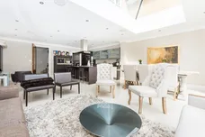 Aspen Close Hampton Wick KT1 photo 3