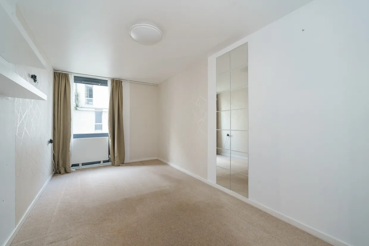 Lakeside Way Wembley HA9 photo 6