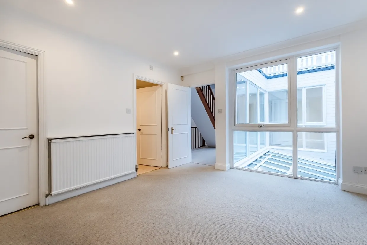 Queens Gate Mews South Kensington SW7 photo 6