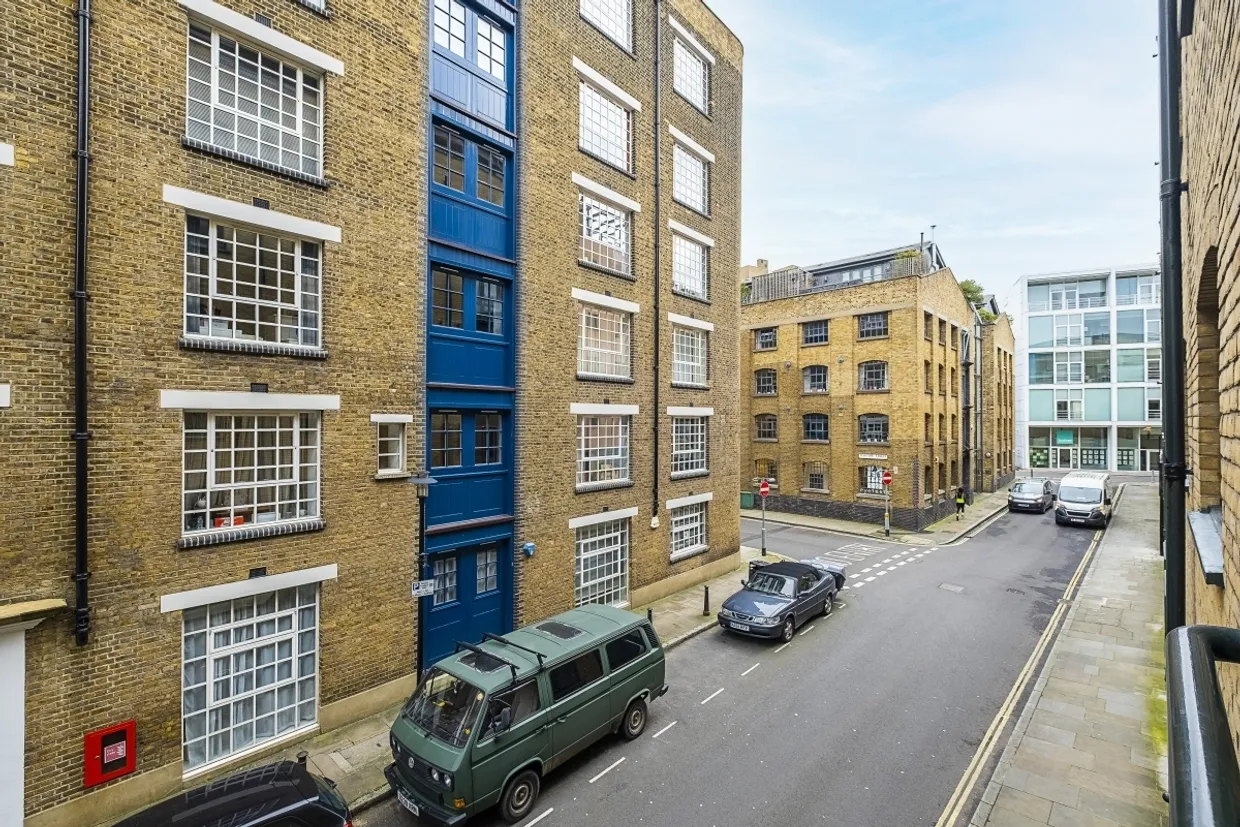 Butlers  Colonial Wharf, Shad Thames, SE1 photo 9