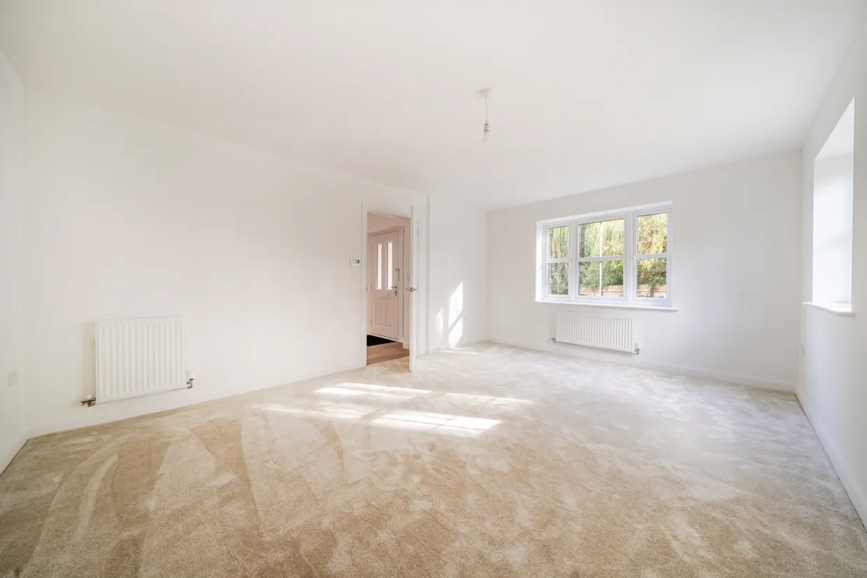 Calne SN11 photo 9