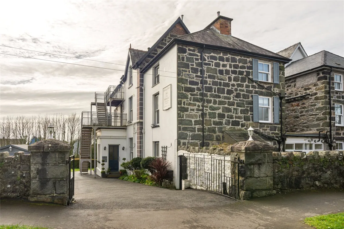 Pwllheli Road, Criccieth, Gwynedd, LL52