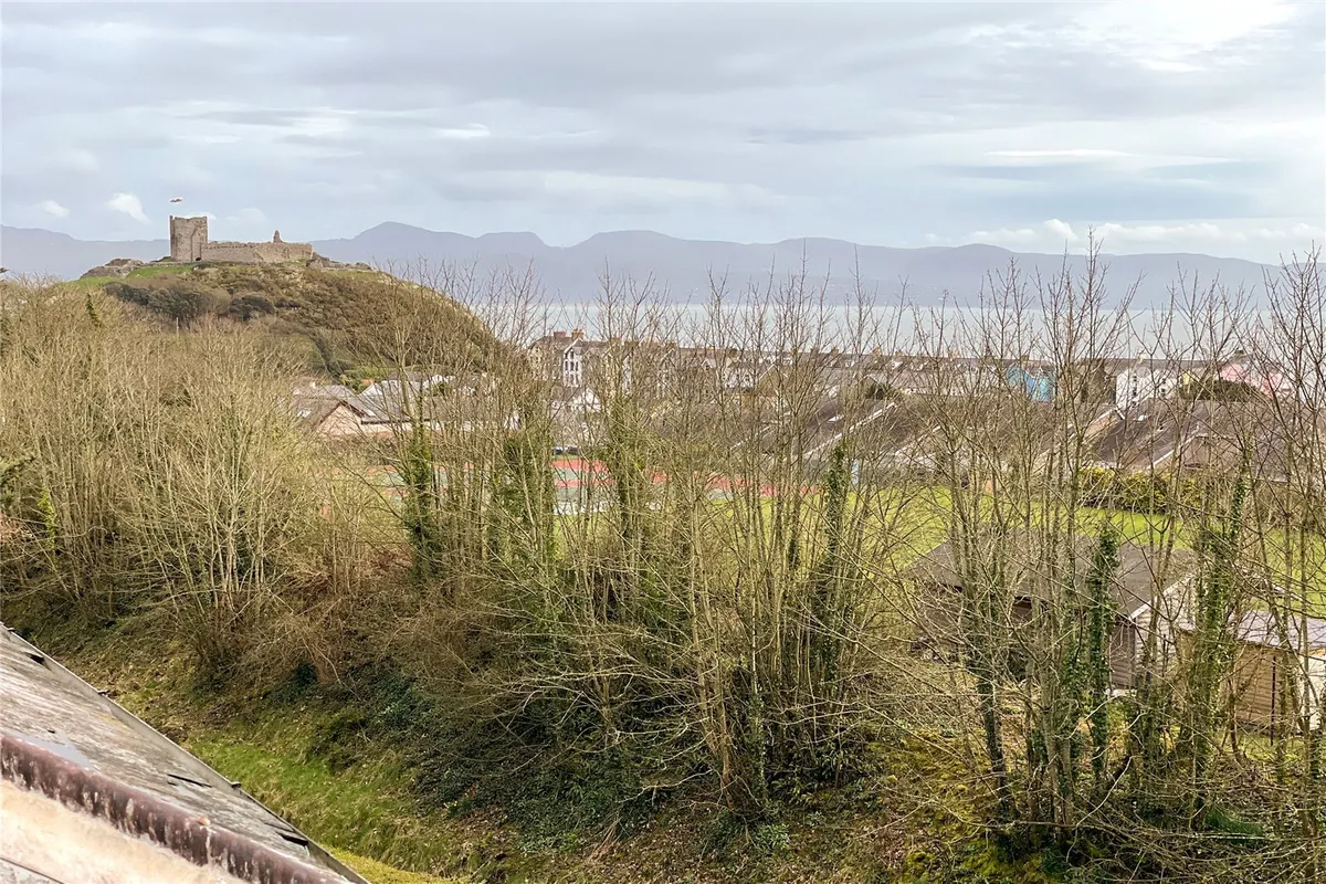 Pwllheli Road, Criccieth, Gwynedd, LL52