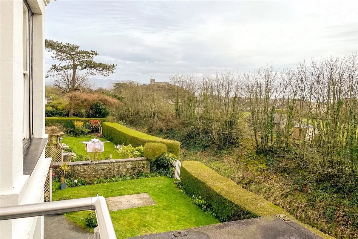 Pwllheli Road, Criccieth, Gwynedd, LL52