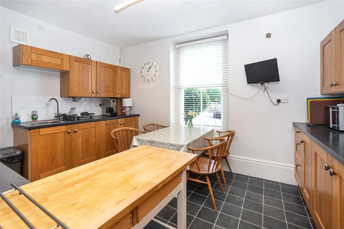 Pwllheli Road, Criccieth, Gwynedd, LL52