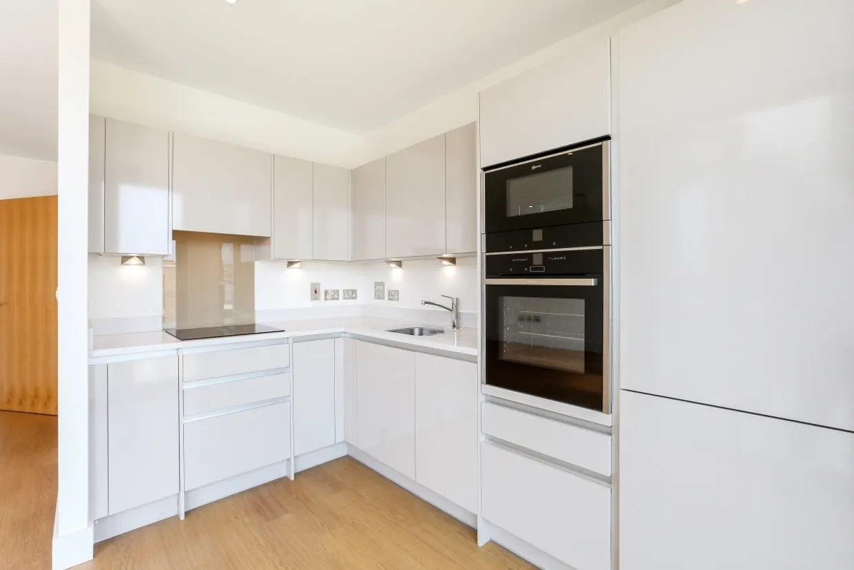 Kilburn Park Road London NW6 photo 3