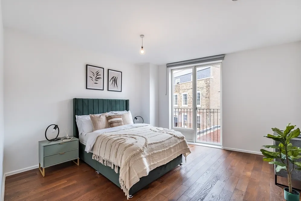 Gransden Avenue London E8 photo 7