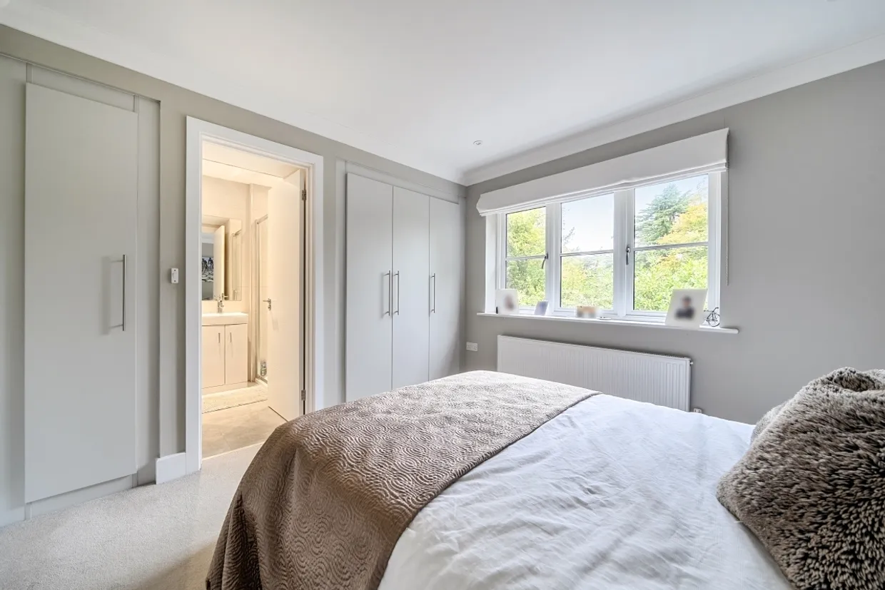 Penfold Close Reigate RH2 photo 5