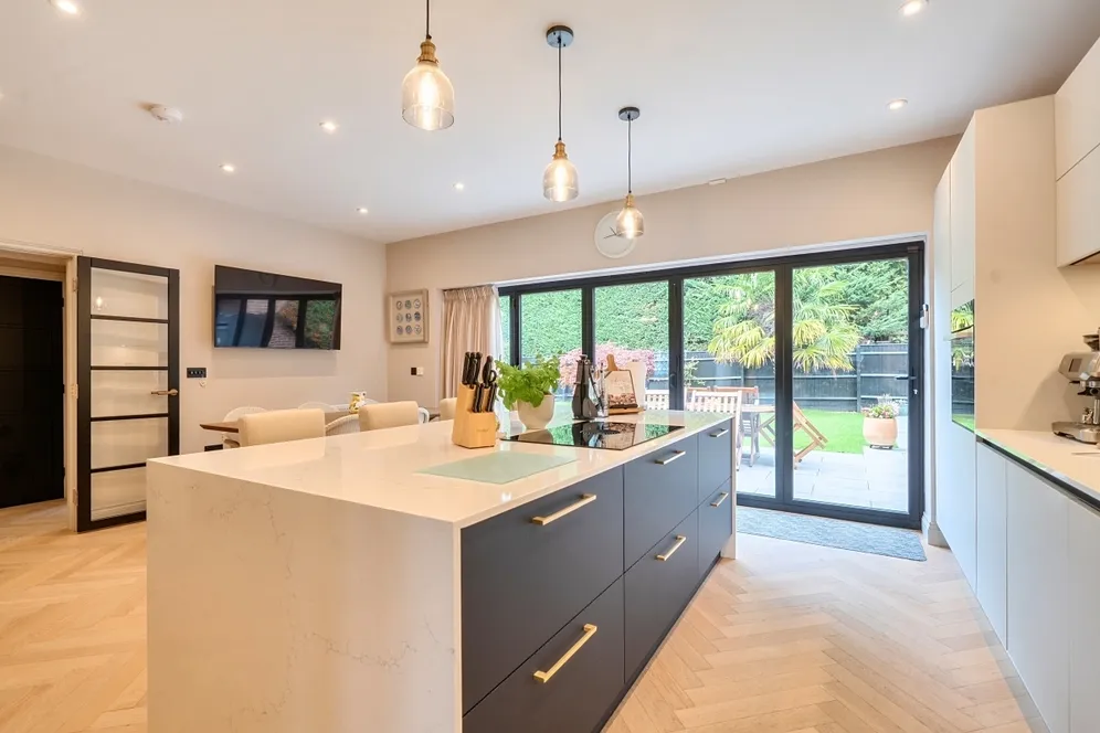 21 Elgin Gardens Stratford Upon Avon CV37 photo 8