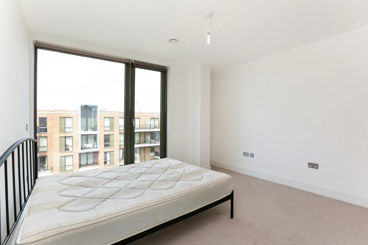 Kilburn Park Road London NW6 photo 12