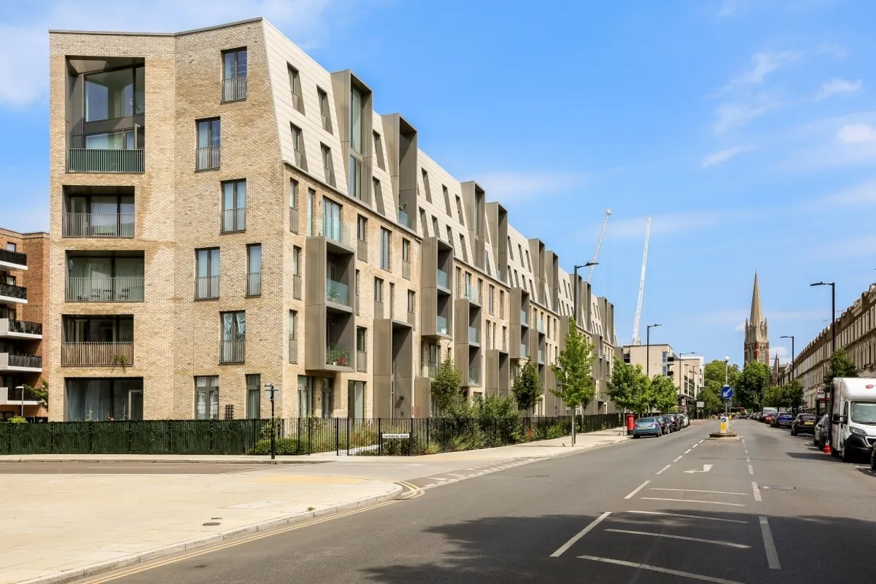 Kilburn Park Road London NW6 photo 17