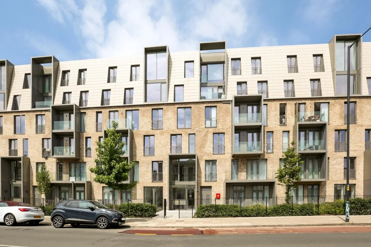 Kilburn Park Road London NW6 photo 18