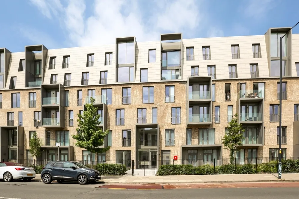 Kilburn Park Road London NW6 photo 18