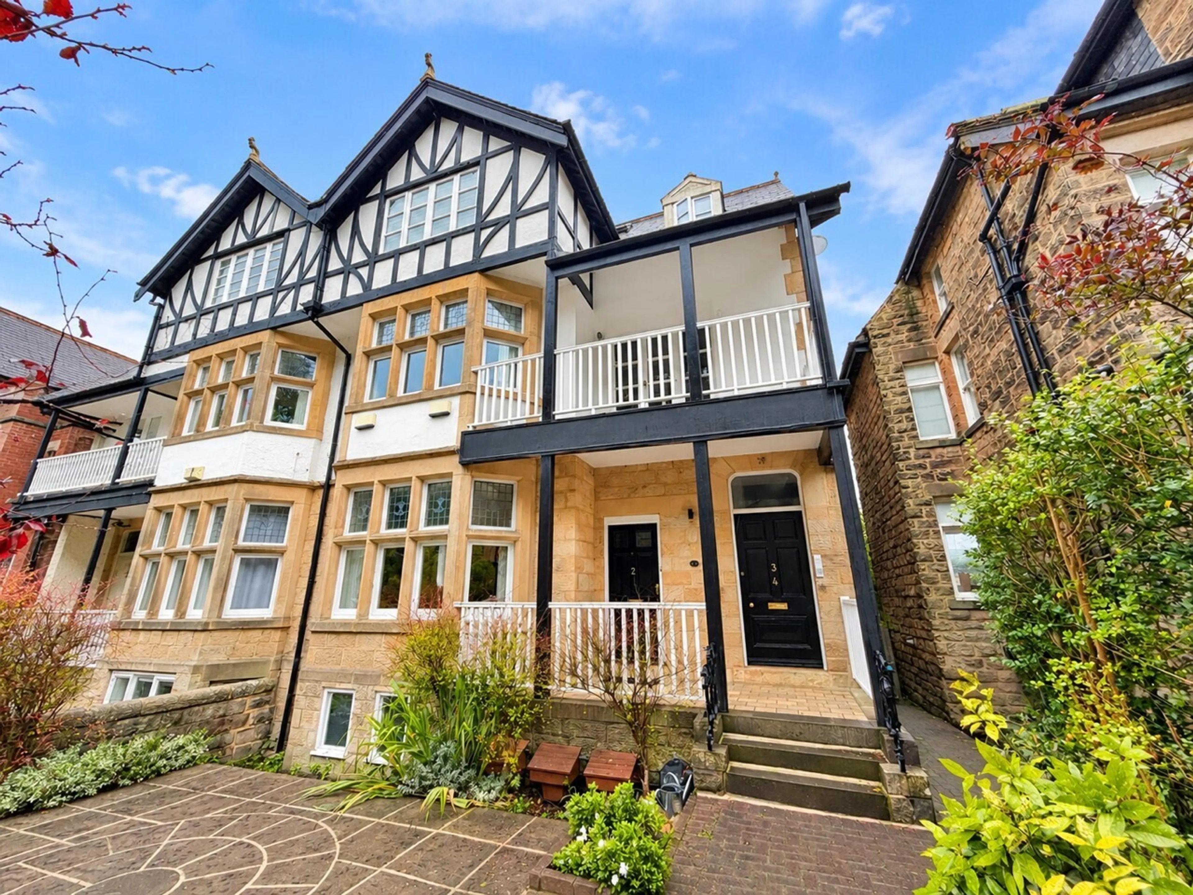 Property at Harlow Moor Drive, HG2 0LE