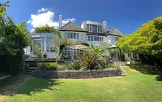 Albert Drive, London, SW19 photo 1