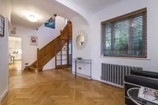 Albert Drive, London, SW19 photo 6