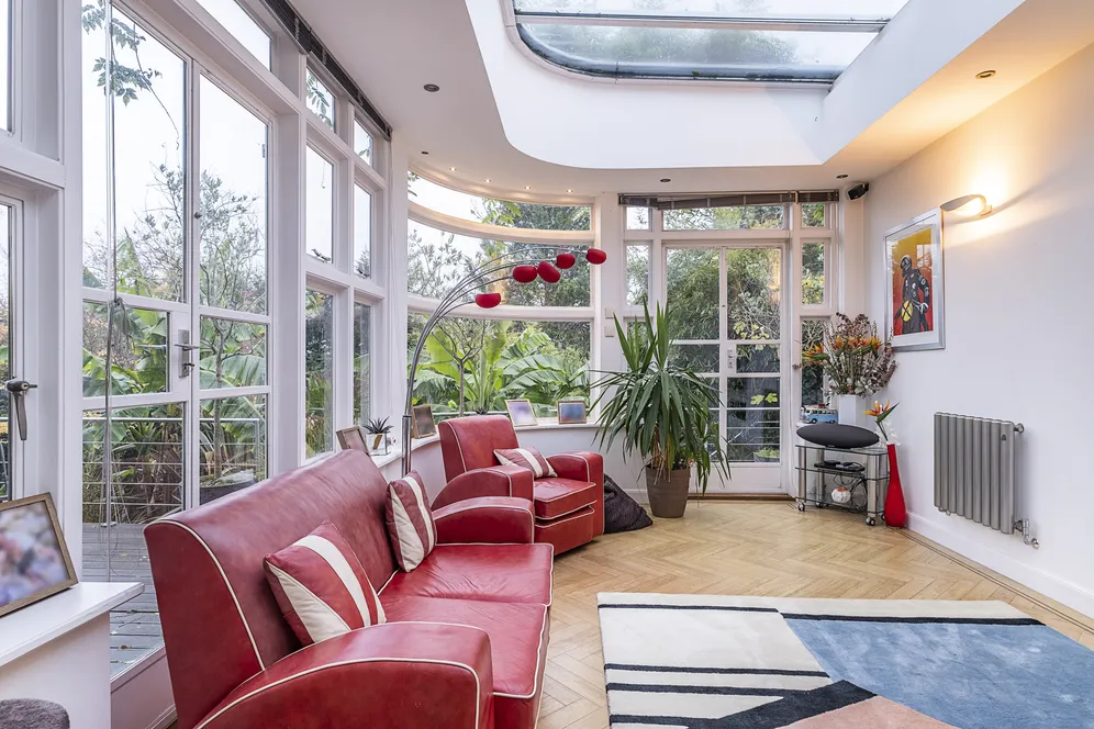 Albert Drive, London, SW19 photo 16