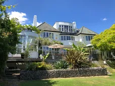 Albert Drive, London, SW19 photo 17